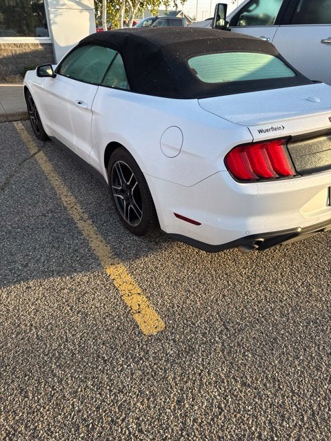 2021 Ford Mustang EcoBoost