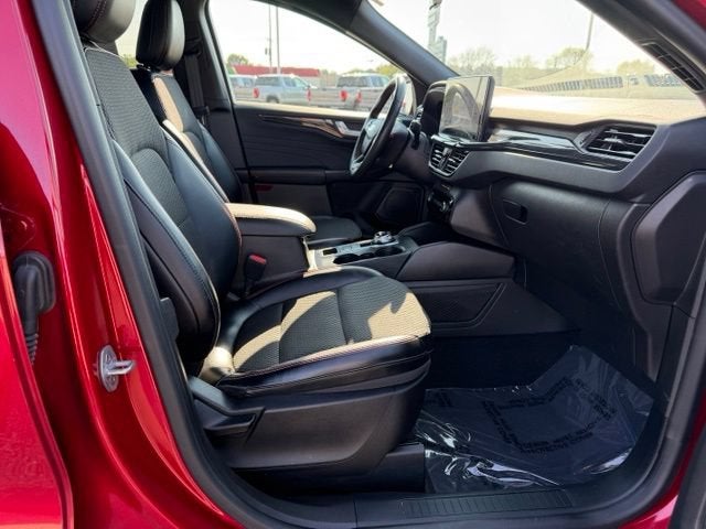 2023 Ford Escape ST-Line Select
