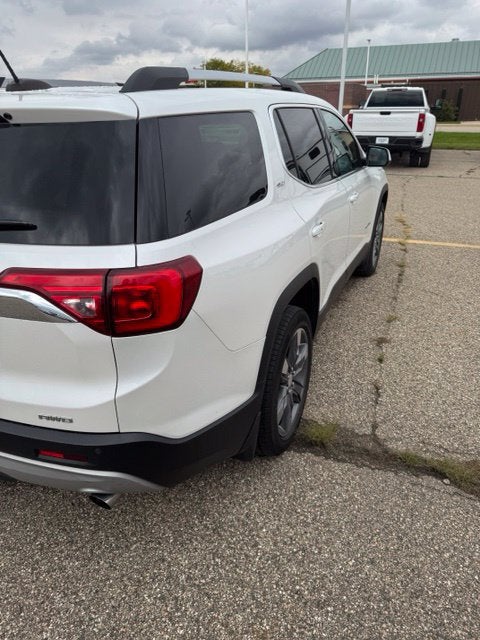 2017 GMC Acadia SLT