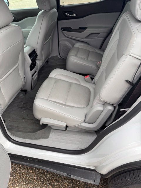 2017 GMC Acadia SLT