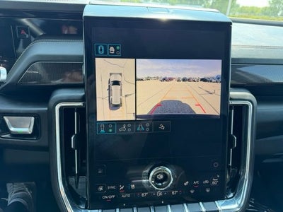 2025 GMC Yukon Elevation