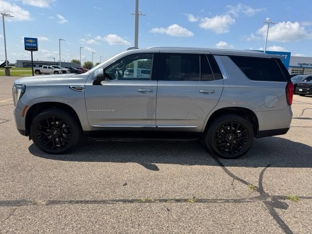 2025 GMC Yukon Elevation