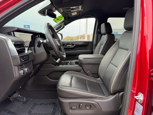 2025 GMC Yukon Elevation