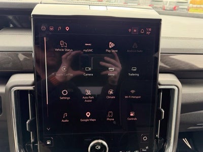 2025 GMC Yukon Elevation