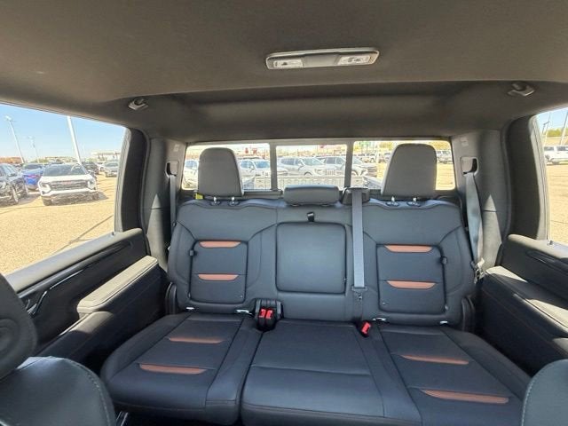 2025 GMC Sierra 3500 HD AT4