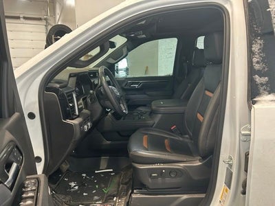 2025 GMC Sierra 3500 HD AT4