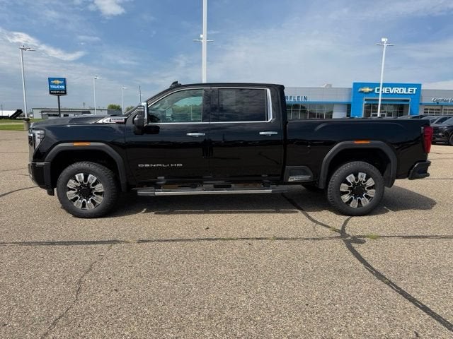 2025 GMC Sierra 3500 HD Denali