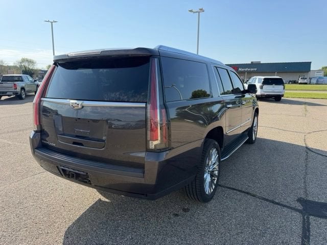 2016 Cadillac Escalade ESV Luxury Collection