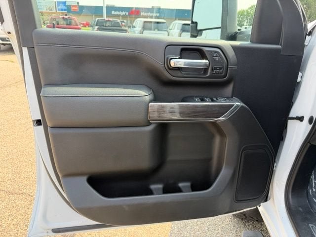 2023 Chevrolet Silverado 3500HD LTZ - Photo 9