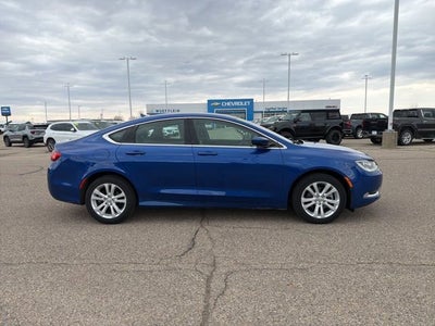 2017 Chrysler 200 Limited Platinum