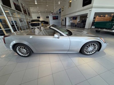 2005 Cadillac XLR BASE