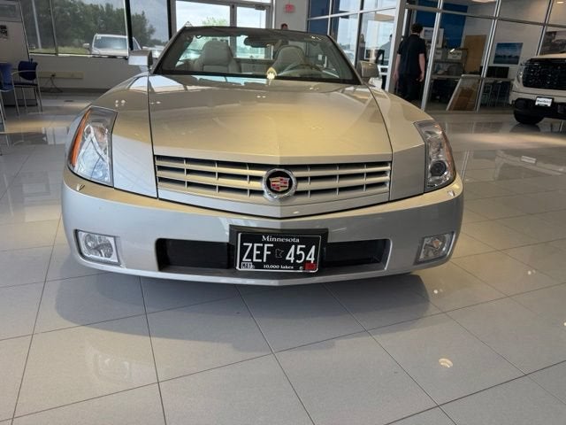 2005 Cadillac XLR BASE
