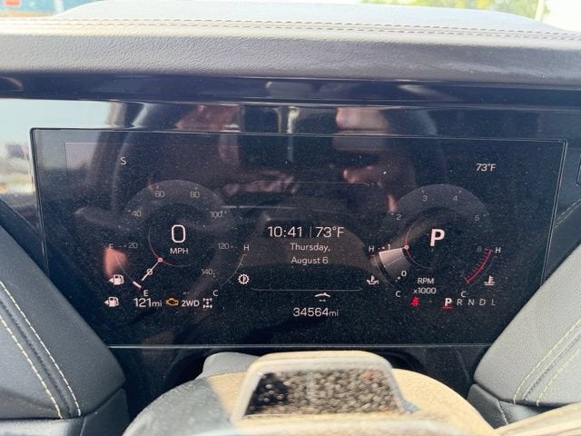2025 GMC Yukon Elevation