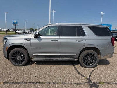 2025 GMC Yukon Elevation