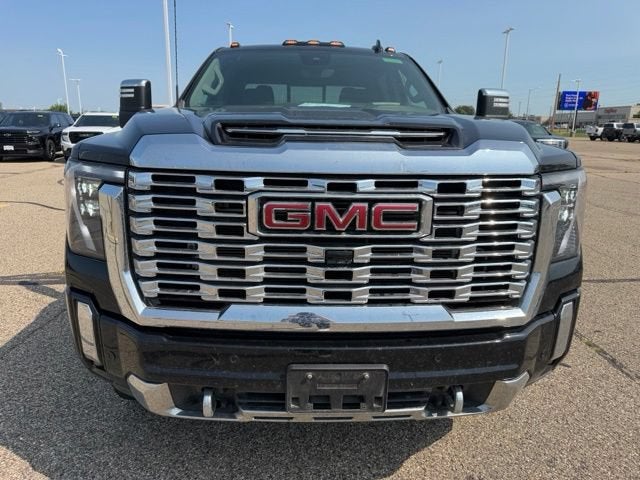 2025 GMC Sierra 3500 HD Denali