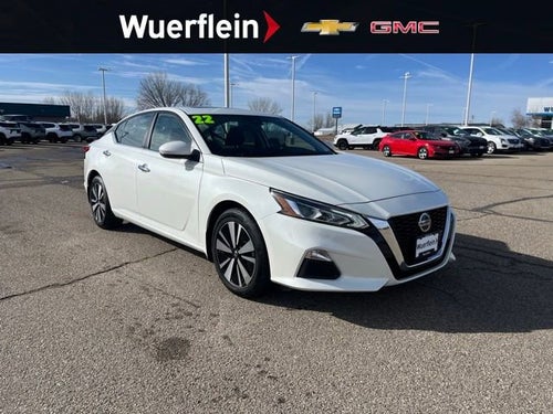 2022 Nissan Altima 2.5 SV