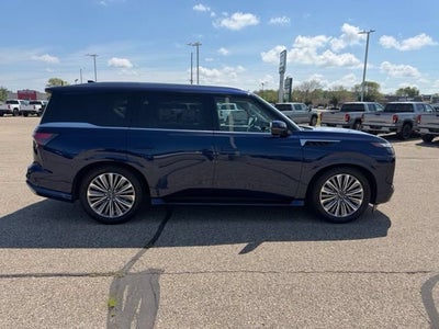 2025 INFINITI QX80 SENSORY