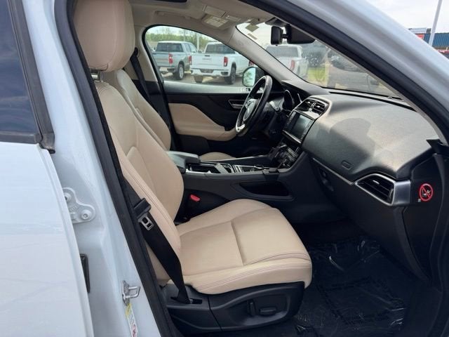 2018 Jaguar F-PACE 25t Premium